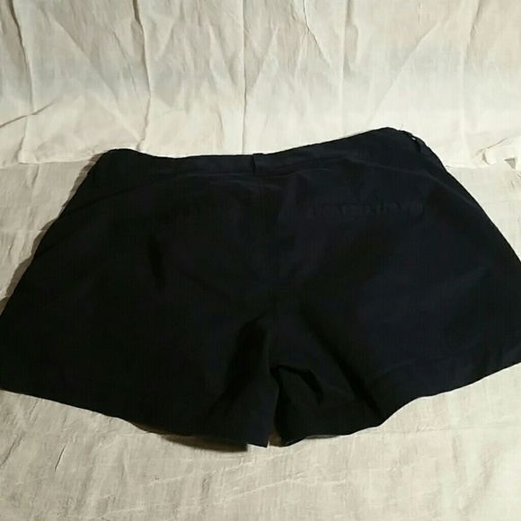 Shorts - Picture 3 of 3